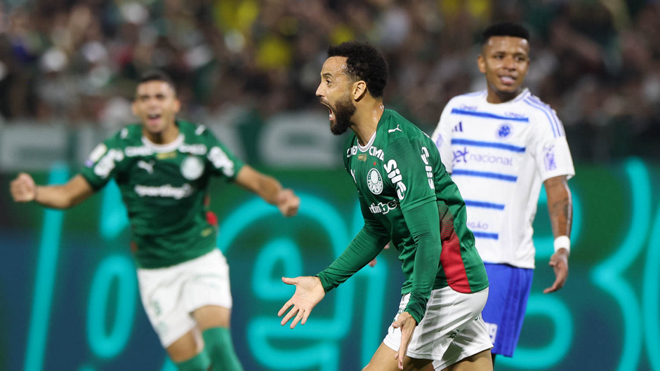 Palmeiras 1x1 Cruzeiro - Empate na Arena Barueri e jejum de vitórias (2026) Felipe Anderson comemora seu gol contra o cruzeiro
