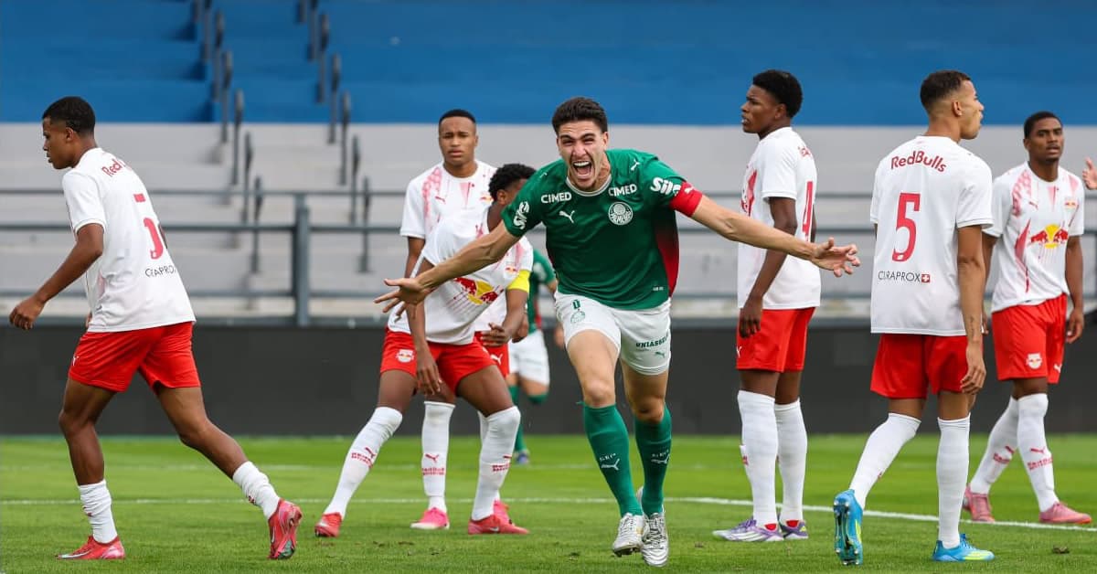 RB Bragantino 3x3 Palmeiras - Semifinal Brasileirão Sub-20 (2026) Thiago Pimenta comemora seu gol na semifinal entre Bragantino e Palmeiras pelo brasileirao sub 20