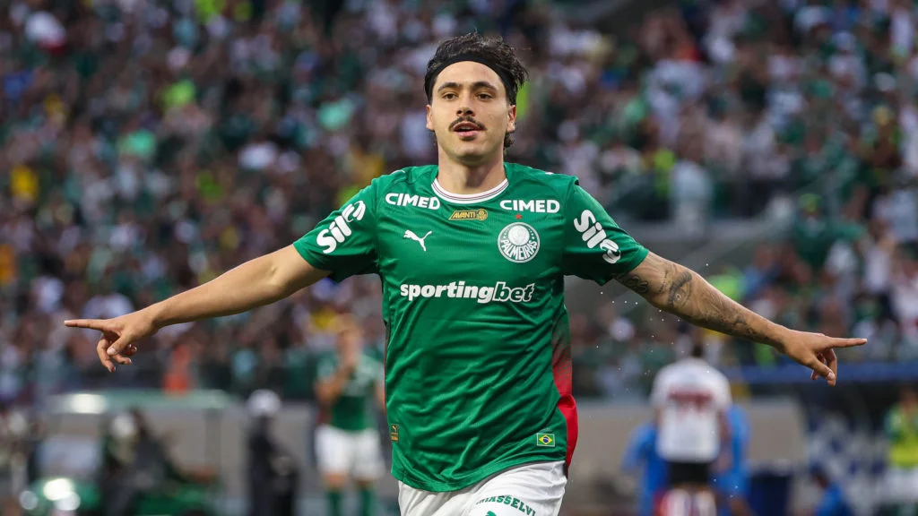 Vitória Palmeiras 3x1 São Paulo - Choque-Rei 2026 Destaques e estatísticas da vitória do Palmeiras por 3 a 1 contra o São Paulo, com Flaco López eleito o melhor em campo no Paulistão 2026.